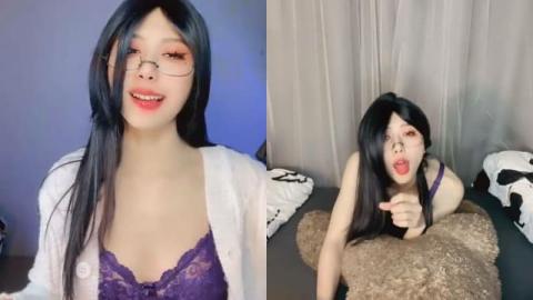 欲拒还迎的表情，致命诱惑，再配上这口活，真是太享受了