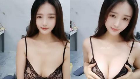 极品腼腆婉妹颜值顶级！ 大奶丰臀丰满软妹！楚楚动人道具自慰喷水！